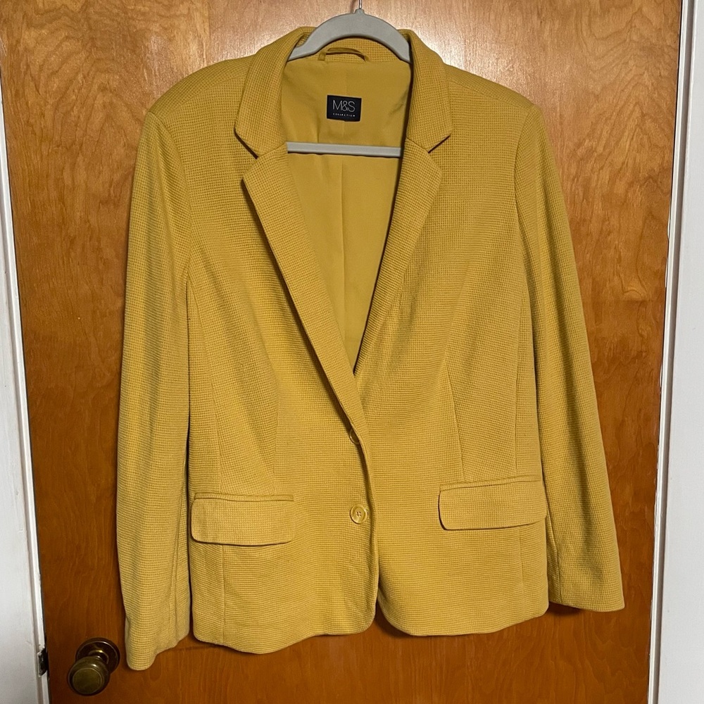 Marks and Spencer Blazer in Beautiful Honey Yellow US Size 16